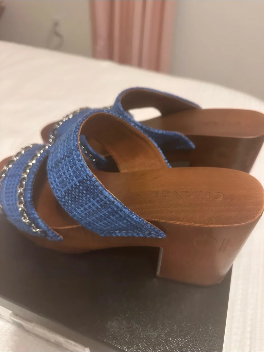 CHANEL open toe